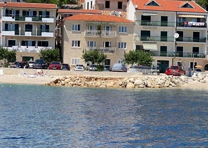 Leo Side פודגורה